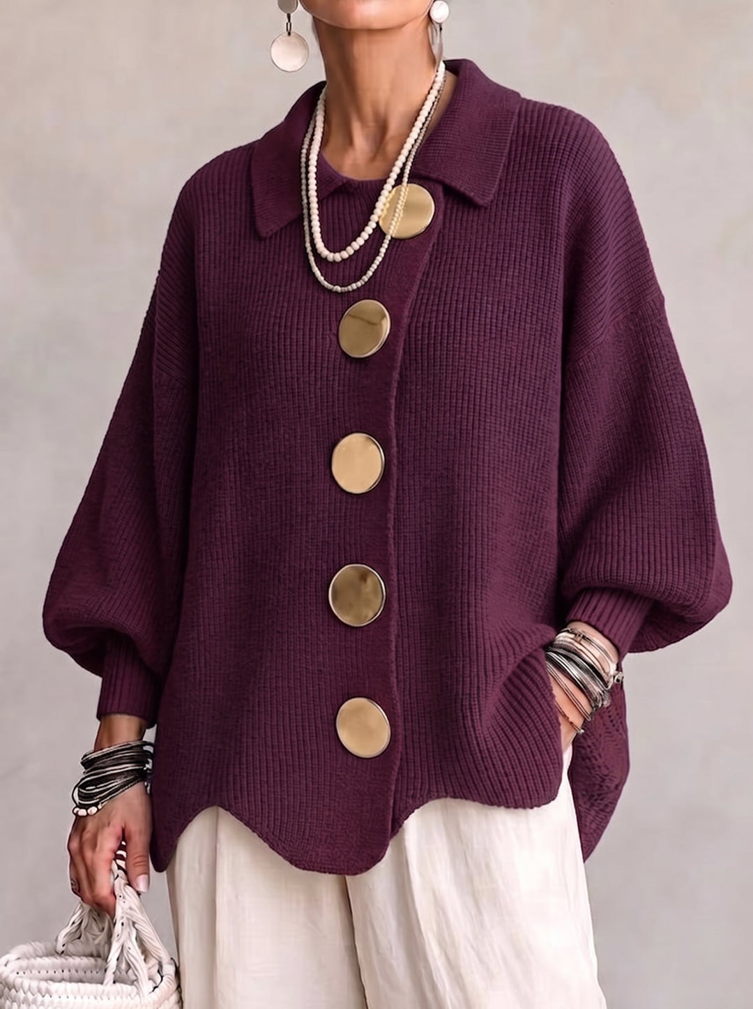 Victoria | Cárdigan Oversize con Cuello y Botones Dorados
